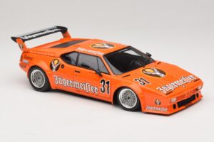BMW M1 Jägermeister #31 K. Konig DRM 1982 Minichamps 1:18 180822931 Metal - imagem 6 de 8