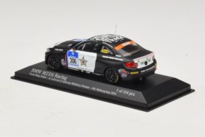 BMW M235i Ring Police Team #306 Carlsson 24 Hours of Nurburgring 2014 Minichamps 1:43 437142406 Metal - imagem 3 de 4