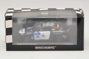 BMW M235i Ring Police Team #306 Carlsson 24 Hours of Nurburgring 2014 Minichamps 1:43 437142406 Metal - imagem 4 de 4