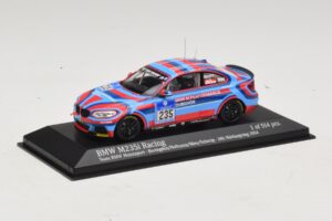 BMW M235i Team BMW Motorsport #235 Bovigdon 24 Hours of Nurburgring 2014 Minichamps 1:43 437142435 Metal - imagem 2 de 4