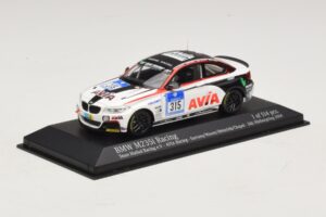 BMW M235i Team Mathol #315 24 Hours of Nurburgring 2014 Minichamps 1:43 437142415 Metal - imagem 2 de 4