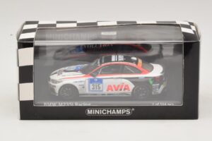 BMW M235i Team Mathol #315 24 Hours of Nurburgring 2014 Minichamps 1:43 437142415 Metal - imagem 4 de 4