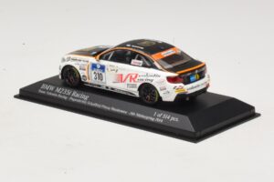 BMW M235i Team Valentin Racing #310 Piepenbrink 24 Hours of Nurburgring 2014 Minichamps 1:43 437142410 Metal - imagem 3 de 4
