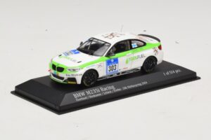BMW M235i ToolFuel #303 Krohn 24 Hours of Nurburgring 2014 Minichamps 1:43 437142403 Metal - imagem 2 de 4