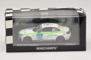 BMW M235i ToolFuel #303 Krohn 24 Hours of Nurburgring 2014 Minichamps 1:43 437142403 Metal - imagem 4 de 4