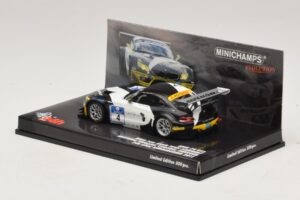 BMW Z4 GT3 Need for Speed Team #4 Hartung / Viebahn 24 Hours of Nürburgring 2011 Minichamps 1:43 437112904 Metal - imagem 3 de 5