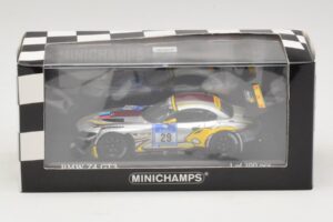 BMW Z4 GT3 VDS Racing #29 B. Leinders / M. Palttala 24 Hours of Nurburgring 2012 Minichamps 1:43 437122929 Metal - imagem 4 de 4