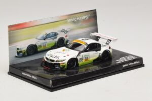 BMW Z4 GT3 Westcoast Racing #52 F. Lestrup ADAC GT Masters 2011 Minichamps 1:43 437112952 Metal - imagem 2 de 5