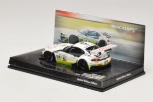 BMW Z4 GT3 Westcoast Racing #52 F. Lestrup ADAC GT Masters 2011 Minichamps 1:43 437112952 Metal - imagem 3 de 5