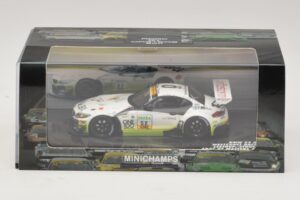 BMW Z4 GT3 Westcoast Racing #52 F. Lestrup ADAC GT Masters 2011 Minichamps 1:43 437112952 Metal - imagem 5 de 5