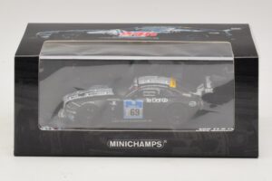 BMW Z4 M Coupe #69 Adams / K. Ludwig ADAC 24h Nürburgring 2009 Minichamps 1:43 400092769 Metal - imagem 5 de 5