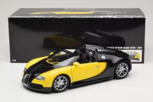 Bugatti Veyron Grand Sport Black Lemon Minichamps 1:18 100110831 Metal - imagem 8 de 8