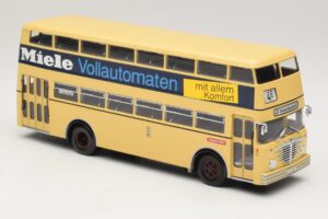 Bussing D2U Heckturen Miele Minichamps 1:43 439071086 Metal - imagem 4 de 6