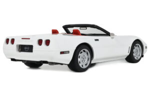 Chevrolet Corvette C4 Descapotável Arctic White GT Spirit 1:18 GT580 Resina - imagem 2 de 5