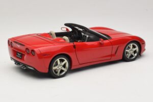 Chevrolet Corvette C6 Cabriolet Vermelho AUTOart 1:18 71221 Metal - imagem 3 de 8