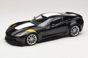 Chevrolet Corvette C7 Grand Sport Preto com Riscas Brancas AUTOart 1:18 71273 Compósito