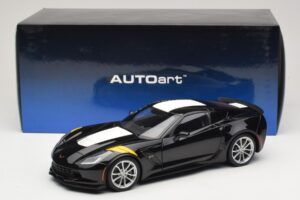 Chevrolet Corvette C7 Grand Sport Preto com Riscas Brancas AUTOart 1:18 71273 Compósito - imagem 8 de 8