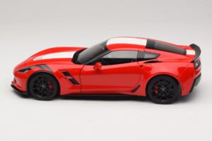 Chevrolet Corvette C7 Grand Sport Vermelho com Riscas Brancas AUTOart 1:18 71274 Compósito - imagem 4 de 8