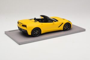 Chevrolet Corvette C7 Velocity Yellow BBR 1:18 BLM1815E Resina - imagem 2 de 6