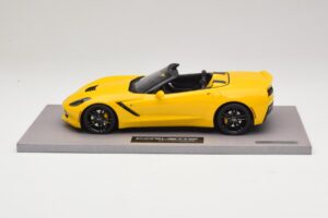 Chevrolet Corvette C7 Velocity Yellow BBR 1:18 BLM1815E Resina - imagem 3 de 6