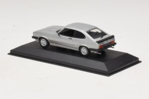 Ford Capri RS Mk1 Prata Minichamps 1:43 430085804 Metal - imagem 3 de 4