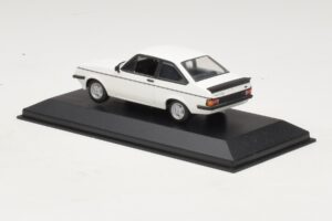 Ford Escort Mk1 TC Branco Minichamps 1:43 400081070 Metal - imagem 3 de 4