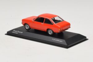 Ford Escort Mk2 Spanish Red Minichamps 1:43 400084100 Metal - imagem 3 de 4