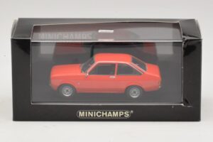 Ford Escort Mk2 Spanish Red Minichamps 1:43 400084100 Metal - imagem 4 de 4