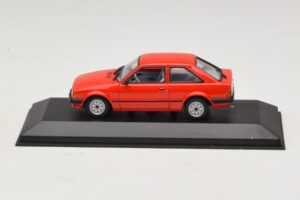 Ford Escort Mk3 3 Portas Vermelho Minichamps 1:43 400085000 Metal