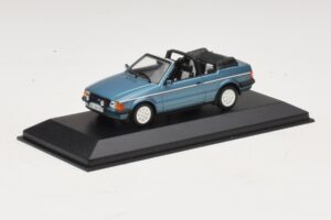 Ford Escort Mk3 Cabriolet Azul Metálico Minichamps 1:43 400085030 Metal - imagem 2 de 4