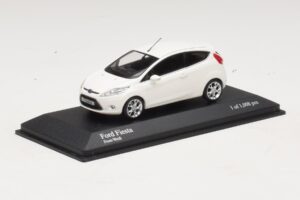Ford Fiesta Mk6 Branco Minichamps 1:43 400088002 Metal - imagem 2 de 4