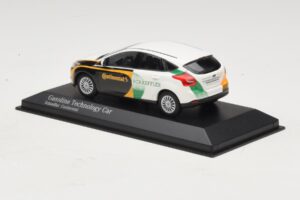 Ford Focus Carro Tecnológico a Gasolina Continental Schaeffler Minichamps 1:43 AB65A Metal - imagem 3 de 4