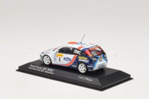 Ford Focus RS WRC #4 C. McRae / N. Grist Rally Monte Carlo 2001 Minichamps 1:43 430018904 Metal - imagem 3 de 4