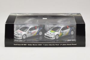 Ford Focus RS WRC Rally Mexico 2004 Set Minichamps 1:43 402048376 Metal - imagem 5 de 5