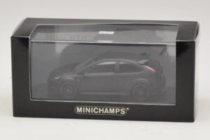 Ford Focus RS500 Mk2 Matte Black Minichamps 1:43 400088104 Metal - imagem 3 de 3