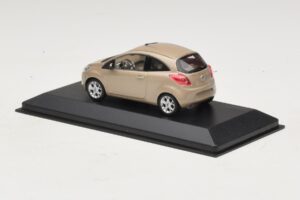 Ford Ka Mk2 Bronze Metallic Minichamps 1:43 FORD007 Metal - imagem 3 de 4