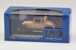 Ford Model A Standard Cupê Bronze Minichamps 1:43 403082103 Metal - imagem 4 de 4