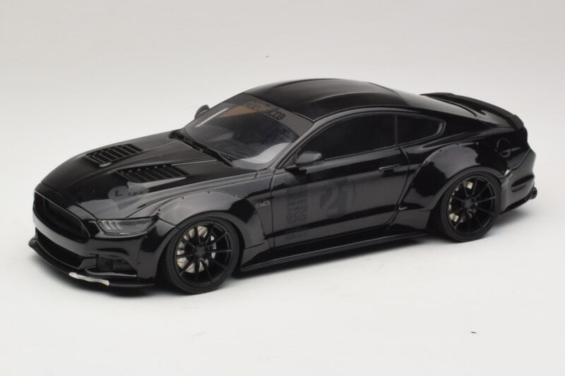 Ford Mustang GT Toshi Preto GT Spirit 1:18 GT061 Resina