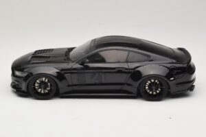 Ford Mustang GT Toshi Preto GT Spirit 1:18 GT061 Resina - imagem 3 de 6