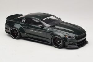 Ford Mustang Liberty Walk Verde GT Spirit 1:18 GT838 Resina - imagem 4 de 6