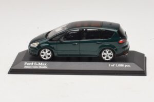 Ford S-Max Verde Metálico Minichamps 1:43 400085401 Metal - imagem 3 de 4
