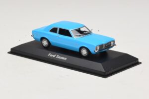 Ford Taunus TC Coupé Azul Claro Maxichamps 1:43 940081301 Metal - imagem 3 de 4