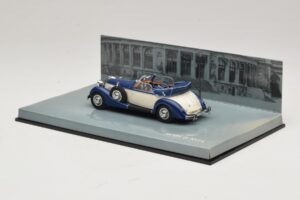 Horch 853 Cabriolet Azul Minichamps 1:43 436012032 Metal - imagem 3 de 5