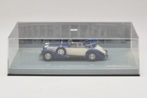 Horch 853 Cabriolet Azul Minichamps 1:43 436012032 Metal - imagem 5 de 5