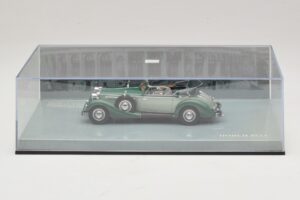 Horch 853 Cabriolet Verde Minichamps 1:43 436012034 Metal - imagem 4 de 5