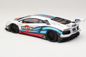 Lamborghini Aventador LB Works Martini Livery AUTOart 1:18 79185 Compósito - imagem 7 de 8