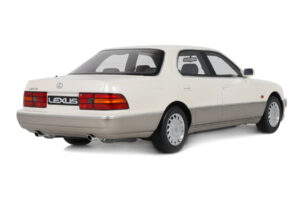 Lexus LS 400 XF10 Diamond White Pearl Otto 1:18 OT1277 Resina - imagem 2 de 5
