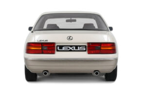 Lexus LS 400 XF10 Diamond White Pearl Otto 1:18 OT1277 Resina - imagem 5 de 5