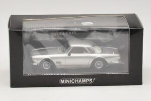 Maserati 5000 GT Allemano Prateado Minichamps 1:43 437123324 Metal - imagem 4 de 4
