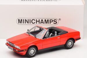 Maserati Biturbo Spyder Vermelho Minichamps 1:18 107123530 Resina - imagem 6 de 6
